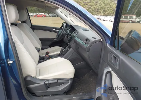 2020 Volkswagen Tiguan 2.0T Se/2.0T Se R-Line Black/2.0T Sel z USA, uszkodzony, nr VIN 3VV3B7AX9LM092126